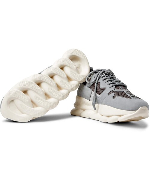 VERSACE(ヴェルサーチ)の「Versace Chain Reaction 2.0 Panelled Suede And Mesh Sneakers(スニーカー・メンズ・Gray・One Size)」の2枚目の写真