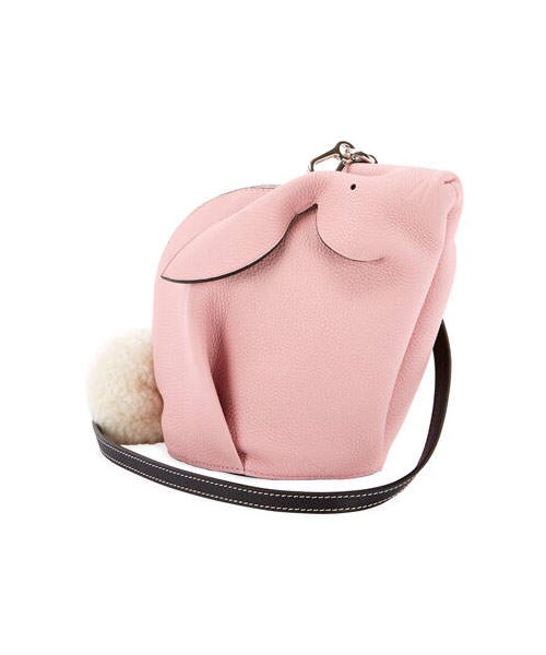 LOEWE（ロエベ）の「Loewe Bunny Mini Leather Crossbody Bag（ショルダーバッグ）」 WEAR