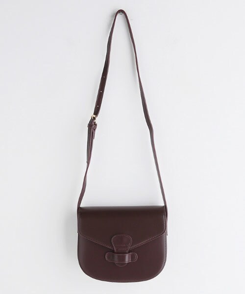 DHOLIC(ディーホリック)の「ハーフムーンフラップショルダーバッグ(ショルダーバッグ・レディース・その他/ブラック/ブラウン/ベージュ・FREE)」の1枚目の写真