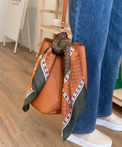 DHOLIC（ディーホリック）の「2WAYレザーライクバッグ（ショルダーバッグ・レディース・グレー/ベージュ/ブラック/ブラウン・FREE）」の4枚目の写真