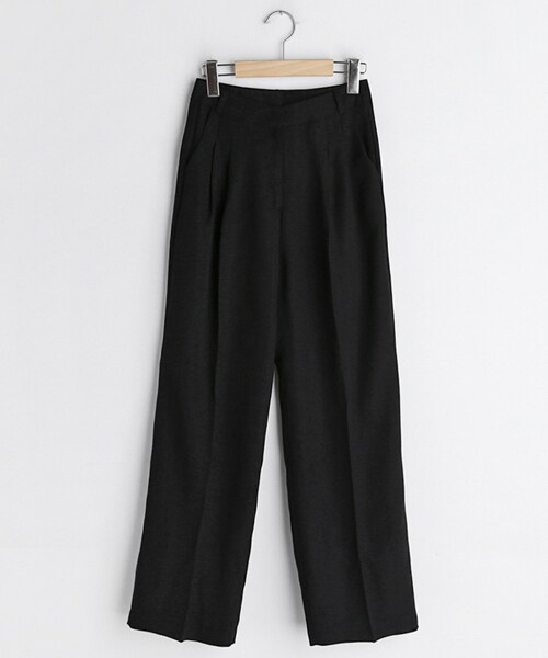 DHOLIC（ディーホリック）の「ツータックホックスラックス（スラックス・レディース・ブルー/ベージュ/ブラック・S/M/L）」の2枚目の写真