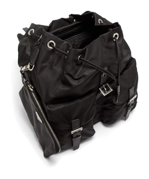 PRADA（プラダ）の「Prada - Logo Plaque Nylon Backpack - Womens - Black（バックパック/リュック・レディース・Black・One Size）」の4枚目の写真