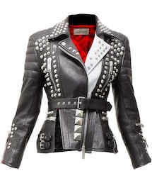 Alexander McQueen（アレキサンダーマックイーン）の「Alexander
