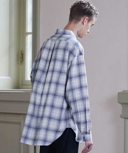 LIDNM（リドム）の「OMBRE CHECK SHIRT/GRY（シャツ/ブラウス・メンズ・ライトグレー・MEDIUM/LARGE）」の3枚目の写真
