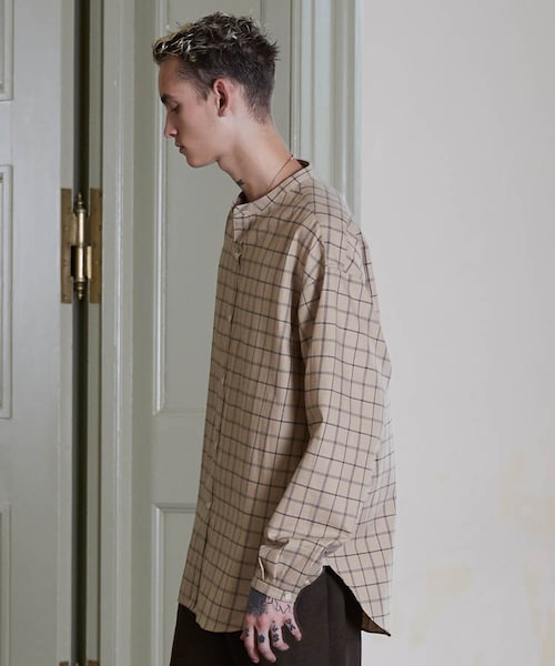 LIDNM（リドム）の「BAND COLLAR CHECK SHIRT/BGE（シャツ/ブラウス・メンズ・ベージュ系・MEDIUM/LARGE）」の2枚目の写真