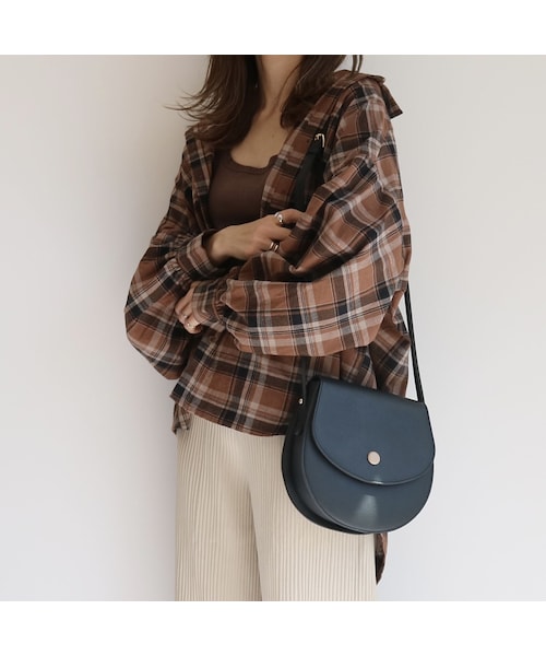 no brand(ノーブランド)の「flap round shoulder bag(ショルダーバッグ・レディース・その他)」の1枚目の写真