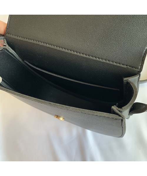 no brand(ノーブランド)の「flap round shoulder bag(ショルダーバッグ・レディース・その他)」の6枚目の写真