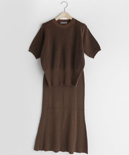 DHOLIC（ディーホリック）の「ショートスリーブニット&マーメイドスカートSET（アンサンブル・レディース・その他/グレー/ブラウン/ブラック・FREE）」の4枚目の写真