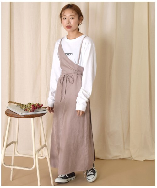 w closet(ダブルクローゼット)の「起毛ワンショルラップキャミワンピース(ワンピース/ドレス・レディース・ラベンダー/Mピンク/ブラウン・FREE)」の11枚目の写真