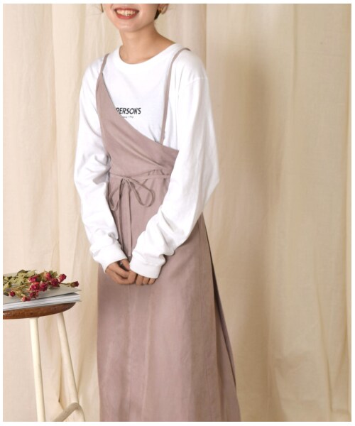 w closet(ダブルクローゼット)の「起毛ワンショルラップキャミワンピース(ワンピース/ドレス・レディース・ラベンダー/Mピンク/ブラウン・FREE)」の16枚目の写真