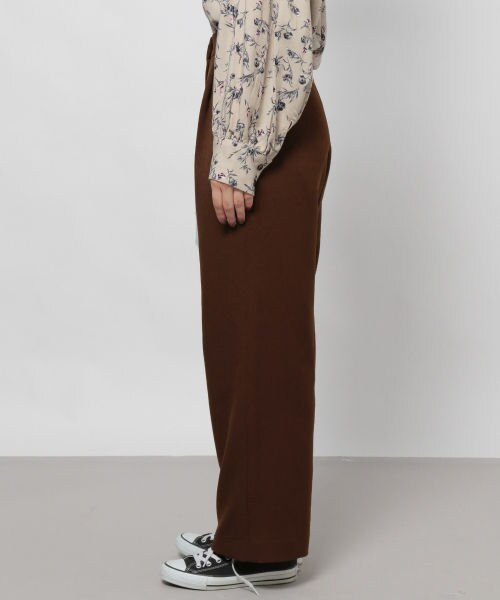 PAGEBOY（ページボーイ）の「【WEB先行予約】ＳＥＴＵＰウールライクタックパンツ【25番色のみWEB限定カラー】（パンツ・レディース・グレージュ/チャコールグレー/【WEB限定カラー】ピンク/ブラウン・S, M）」の22枚目の写真