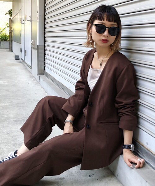 PAGEBOY（ページボーイ）の「【WEB先行予約】ＳＥＴＵＰウールライクタックパンツ【25番色のみWEB限定カラー】（パンツ・レディース・グレージュ/チャコールグレー/【WEB限定カラー】ピンク/ブラウン・S, M）」の17枚目の写真