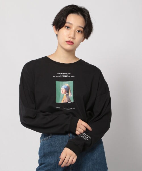 PAGEBOY(ページボーイ)の「【WEB先行予約】フェルメールロンTシャツ(トップス・レディース・ホワイト/ブラック・F)」の2枚目の写真