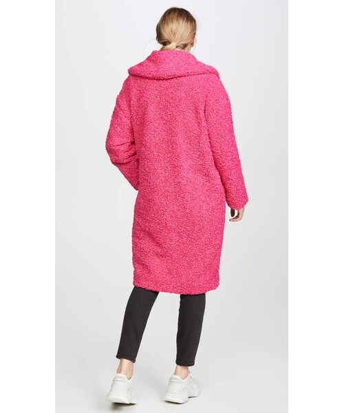 Alice and Olivia(アリスオリヴィア)の「alice + olivia Ora Faux Fur Long Oversized Collar Coat(ジャケット/アウター・レディース・Pink・XS/S/M/L)」の4枚目の写真