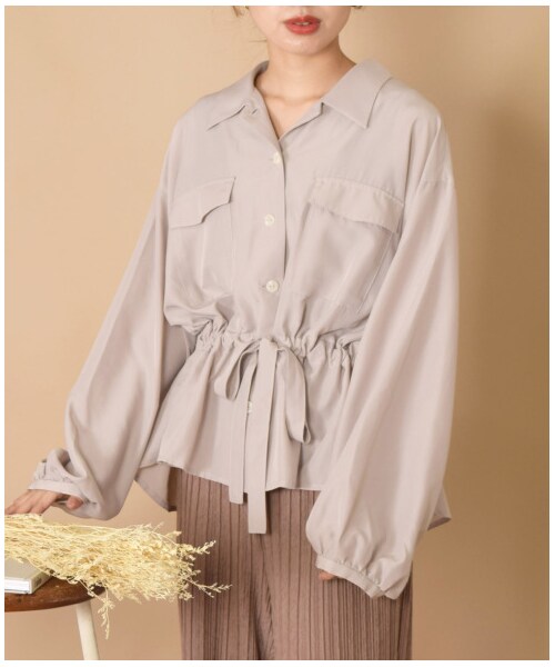 w closet(ダブルクローゼット)の「スパンブロードウエストドロストシャツ(トップス・レディース・モカ/グレージュ/グレーピンク・FREE)」の16枚目の写真