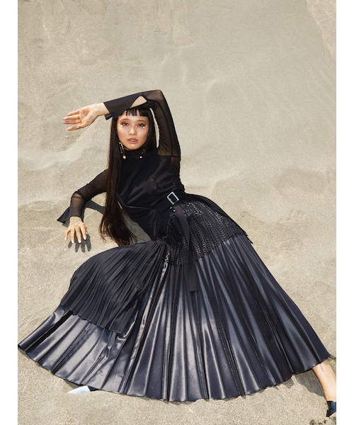 UN3D.（アンスリード）の「3RD ORIGAMI PLEATS BELT SK（スカート