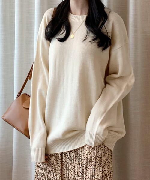 DHOLIC（ディーホリック）の「ルーズフィットニット（ニット/セーター・レディース・グリーン/ホワイト/パープル/ブラック/ベージュ/グレー/ブラウン・FREE）」の2枚目の写真