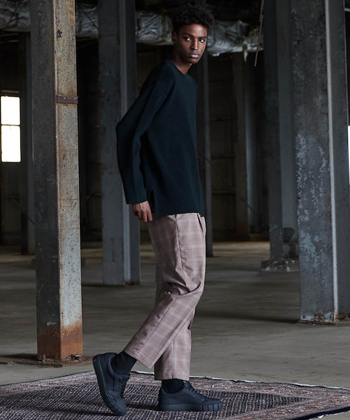 LIDNM（リドム）の「LILY AZE BASIC KNIT（ニット/セーター・メンズ・ブラック系・MEDIUM/LARGE）」の4枚目の写真