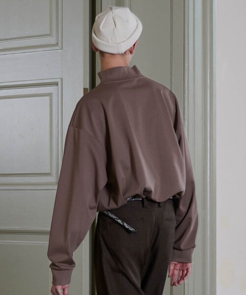 LIDNM（リドム）の「MOCK NECK WIDE LS（Tシャツ/カットソー・メンズ・ブラウン系・MEDIUM/LARGE）」の4枚目の写真