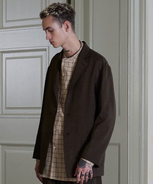 LIDNM（リドム）の「BOX TAILORED JACKET（テーラードジャケット・メンズ・ブラウン系・MEDIUM/LARGE）」の2枚目の写真