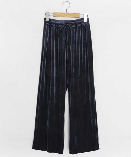 DHOLIC（ディーホリック）の「ベロアイージーパンツ（その他パンツ・レディース・ベージュ/ブラウン/ブラック/ブルー・FREE）」の4枚目の写真