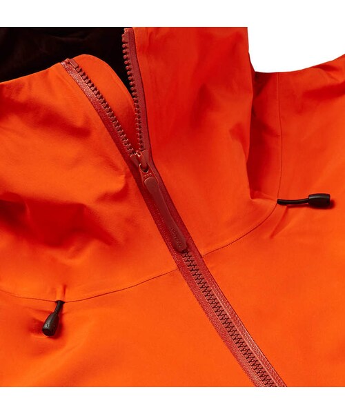 ARC'TERYX（アークテリクス）の「Arc'teryx Beta Lt Gore-Tex Pro Jacket（テーラードジャケット・メンズ・Orange・S/M/L/XL）」の3枚目の写真