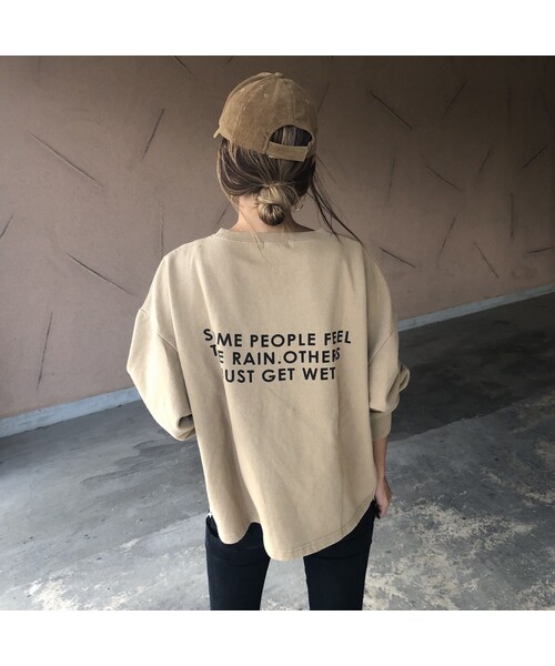 copine（コピン）の「【9月26日19時～再入荷】サイドジッパーデザイン！バックプリント裏起毛トレーナー(3color)【クリックポスト対象商品】（スウェット・レディース・その他）」の4枚目の写真