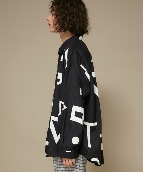 soe（ソーイ）の「ケンゴナカムラ アートワークシャツ（）」 - WEAR
