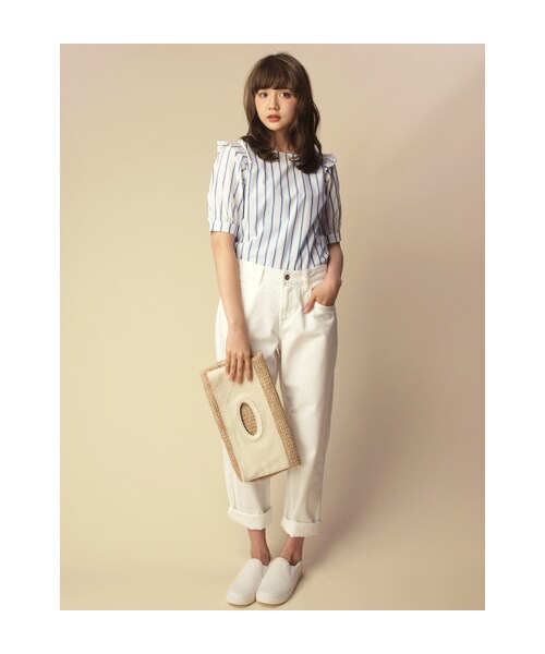 w closet(ダブルクローゼット)の「ストライプ袖フリルプルオーバー(トップス・レディース・オフホワイトベース/ネイビーブルーベース・FREE)」の10枚目の写真