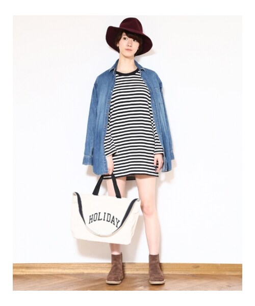 HOLIDAY(ホリデイ)の「COLLEGE BAG(バッグ・レディース・BURGUNDY/NAVY/BLACK・ONE SIZE)」の13枚目の写真