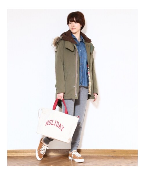 HOLIDAY(ホリデイ)の「COLLEGE BAG(バッグ・レディース・BURGUNDY/NAVY/BLACK・ONE SIZE)」の9枚目の写真