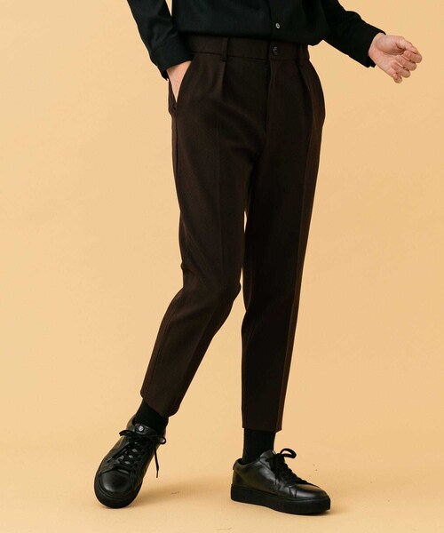 STUDIOUS（ステュディオス）の「フォルムサージテーパードスラックス（パンツ・メンズ・BLACK/BRN・1/2/3）」の5枚目の写真