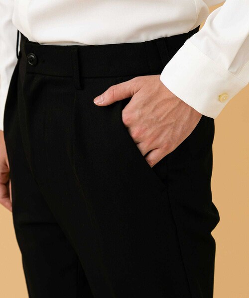 STUDIOUS（ステュディオス）の「フォルムサージテーパードスラックス（パンツ・メンズ・BLACK/BRN・1/2/3）」の20枚目の写真