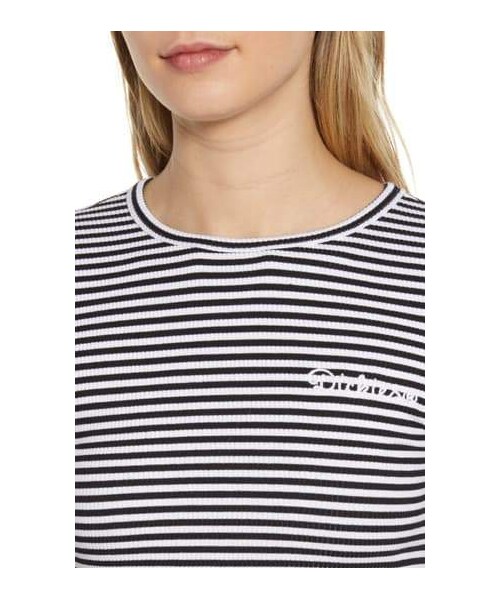 Dickies（ディッキーズ）の「Dickies Ribbed Stripe Lettuce Edge Crop Tee（Tシャツ/カットソー・レディース・Black・Small/X-small）」の3枚目の写真