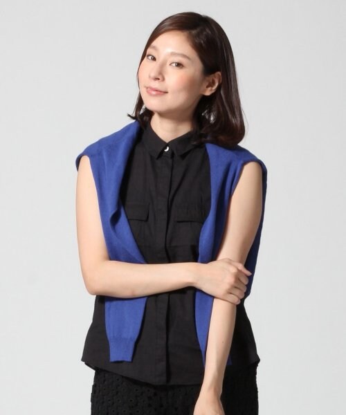 LEPSIM（レプシィム）の「レーヨン／コットンムジガラノースリーブシャツ（トップス・レディース・オフ/ブラック/フラワー/ライトグレー・Ｍ/Ｌ）」の2枚目の写真