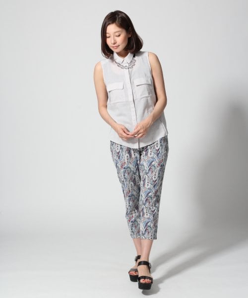 LEPSIM（レプシィム）の「レーヨン／コットンムジガラノースリーブシャツ（トップス・レディース・オフ/ブラック/フラワー/ライトグレー・Ｍ/Ｌ）」の10枚目の写真