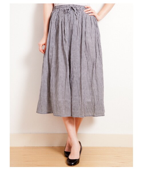 Green Parks fuuwa（グリーンパークスフーワ）の「・ソフトクリンクルロングスカート（スカート・レディース・オフホワイト/ブラック/ピンク/ネイビー・F）」の2枚目の写真