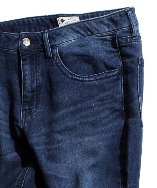 FREAK'S STORE（フリークスストア）の「ニットデニムスキニークロップドパンツ（パンツ・メンズ・ブルー/ネイビー・M/L）」の9枚目の写真