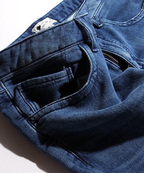 FREAK'S STORE（フリークスストア）の「ニットデニムスキニークロップドパンツ（パンツ・メンズ・ブルー/ネイビー・M/L）」の10枚目の写真