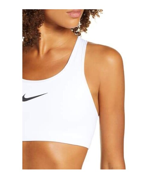 NIKE（ナイキ）の「Nike Dry Swoosh Sports Bra（ブラ&ショーツ・レディース・White・Medium/Large/X-large）」の3枚目の写真