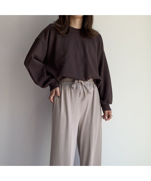 no brand(ノーブランド)の「sideslit big sweat【brown】(スウェット・レディース・その他)」の5枚目の写真