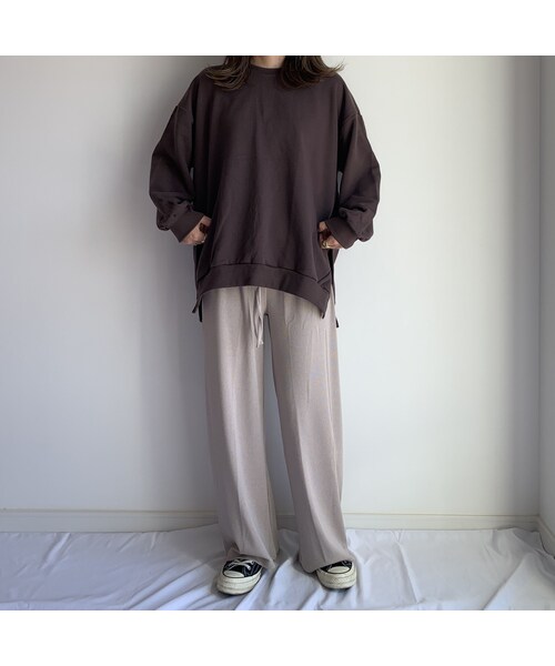 no brand(ノーブランド)の「sideslit big sweat【brown】(スウェット・レディース・その他)」の6枚目の写真
