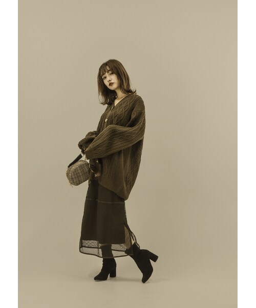 N WITH.（エヌウィズ）の「ケーブルニットカーディガン（カーディガン/ボレロ・レディース・ブルー/ベージュ/ピンク/ブラウン・F）」の2枚目の写真