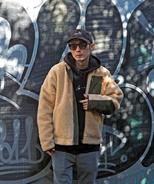 Leyline（レイライン）の「Boa cutback jkt（ブルゾン・レディース・ベージュ・Free）」の5枚目の写真