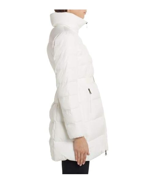 MONCLER(モンクレール)の「Moncler Accenteur Belted Quilted Down Puffer Coat(ジャケット/アウター・レディース・White・1/2/3)」の3枚目の写真