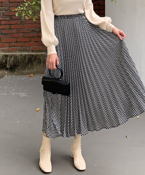 DHOLIC（ディーホリック）の「ハウンドトゥースプリーツスカート（スカート・レディース・レッド/ブラック・FREE）」の2枚目の写真