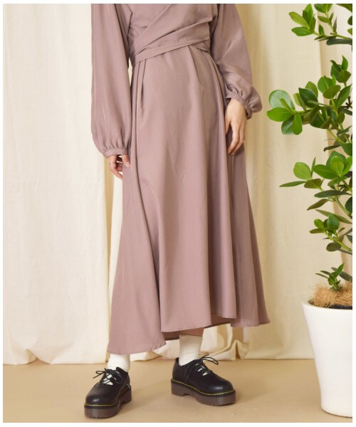 w closet（ダブルクローゼット）の「カシュクール後ろリボンワンピース（ワンピース/ドレス・レディース・Lベージュ/グレーピンク/アカチャ・FREE/M/L）」の21枚目の写真