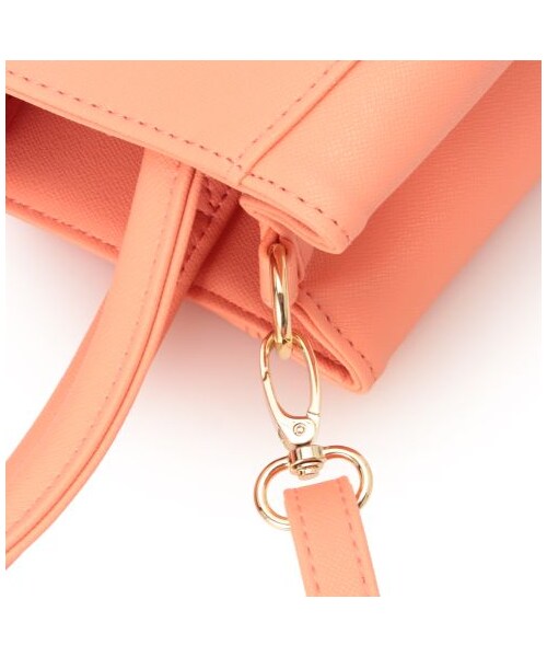 OZOC(オゾック)の「ミラーチャーム付き 2wayトートバッグ(トートバッグ・レディース・ピンク系/ホワイト/ブラック/ブルー系・00)」の9枚目の写真