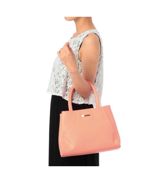 OZOC(オゾック)の「ミラーチャーム付き 2wayトートバッグ(トートバッグ・レディース・ピンク系/ホワイト/ブラック/ブルー系・00)」の12枚目の写真