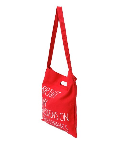 earth music&ecology（アースミュージックアンドエコロジー）の「・2Wayキャンバスバッグ（バッグ・ポーチ・レディース・アイボリー/ブラック/レッド/ブルー・F）」の6枚目の写真